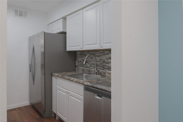 8109 Skillman Street 1025, Dallas, TX 75231