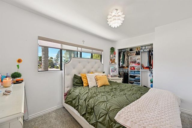 802 Bonita Dr, Vista, CA 92083