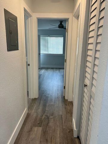 3470 N Pinewalk Drive Drive N 217, Margate, FL 33063