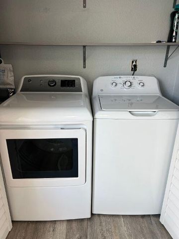 3470 N Pinewalk Drive Drive N 217, Margate, FL 33063