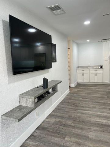 3470 N Pinewalk Drive Drive N 217, Margate, FL 33063