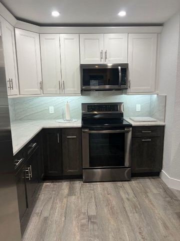 3470 N Pinewalk Drive Drive N 217, Margate, FL 33063