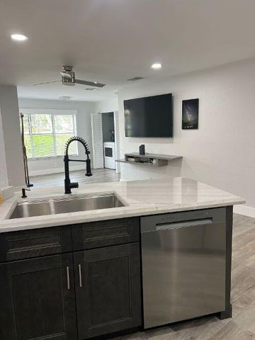 3470 N Pinewalk Drive Drive N 217, Margate, FL 33063