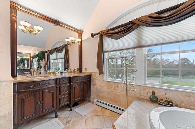 185 W Islip Road, West Islip, NY 11795
