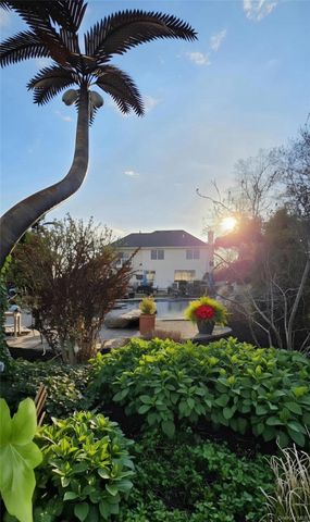 185 W Islip Road, West Islip, NY 11795