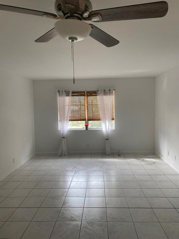 1950 N Andrews Avenue 210d, Wilton Manors, FL 33311
