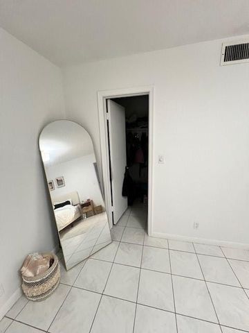 1950 N Andrews Avenue 210d, Wilton Manors, FL 33311