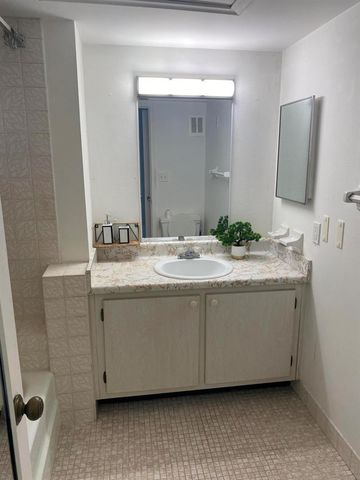 1950 N Andrews Avenue 210d, Wilton Manors, FL 33311