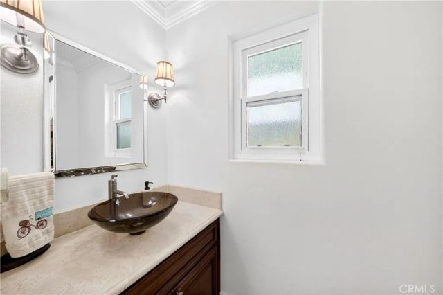 816 Delaware Street, Huntington Beach, CA 92648