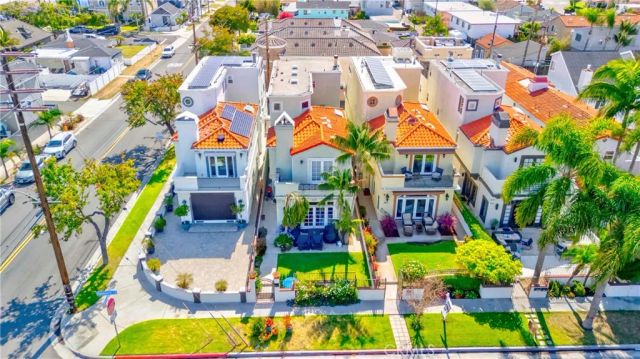 816 Delaware Street, Huntington Beach, CA 92648