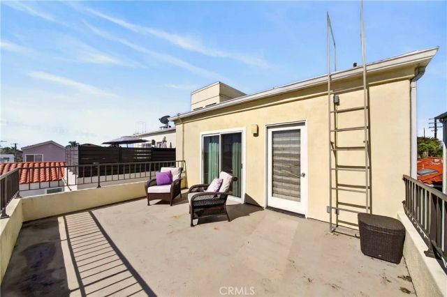 816 Delaware Street, Huntington Beach, CA 92648