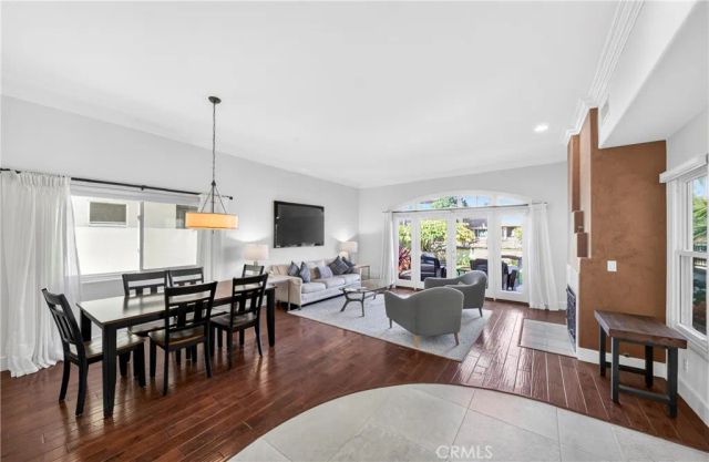 816 Delaware Street, Huntington Beach, CA 92648