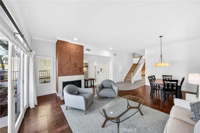 816 Delaware Street, Huntington Beach, CA 92648