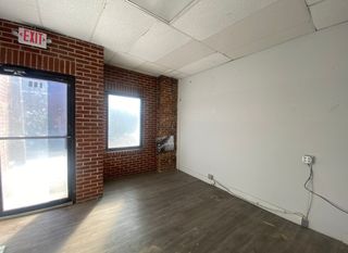 176 Oakland Street, Springfield, MA 01108