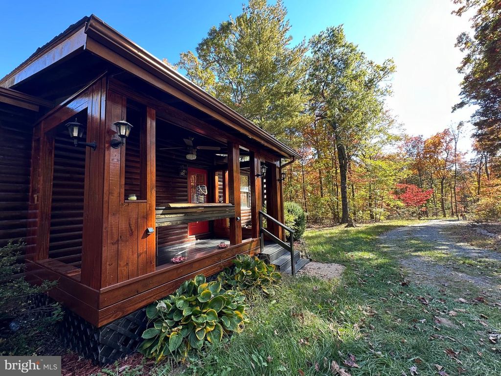 432 CARDINAL DR, Luray, VA 22835