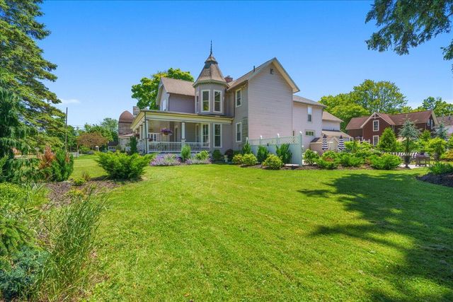 461 Fifth Street, Manistee, MI 49660