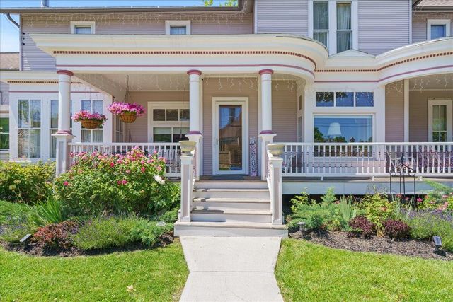 461 Fifth Street, Manistee, MI 49660