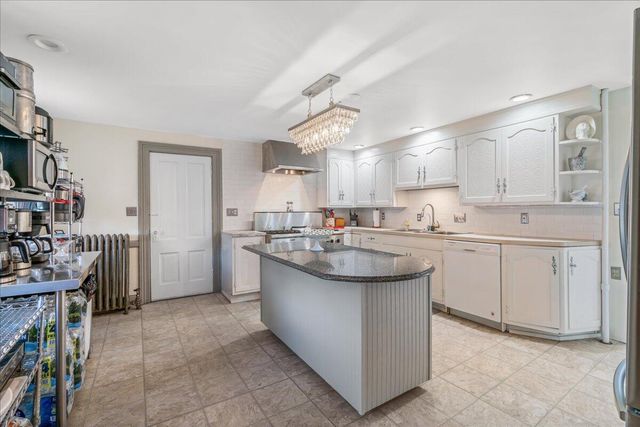 461 Fifth Street, Manistee, MI 49660