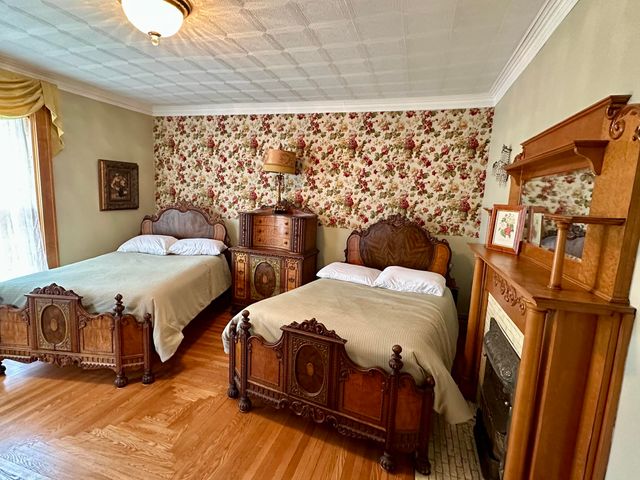 461 Fifth Street, Manistee, MI 49660