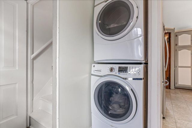 461 Fifth Street, Manistee, MI 49660