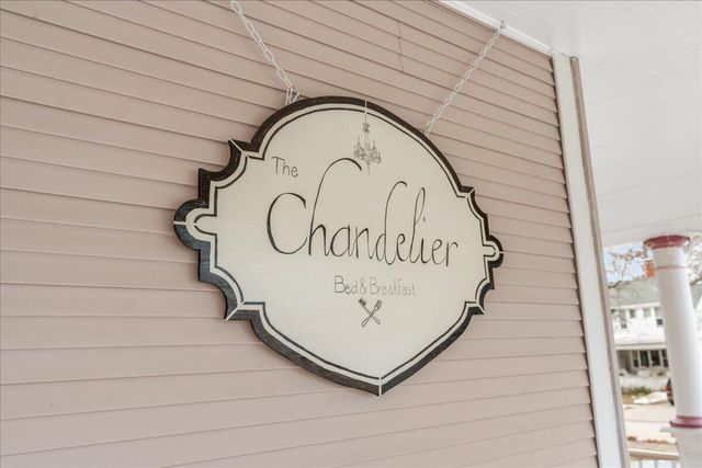 461 Fifth Street, Manistee, MI 49660