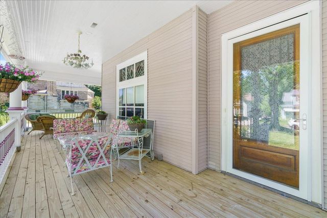 461 Fifth Street, Manistee, MI 49660