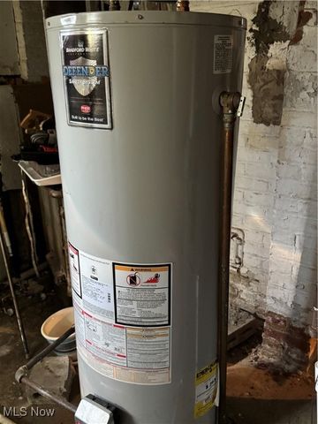 3470 E 103rd Street, Cleveland, OH 44104