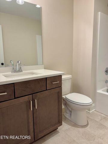 2135 Lantern Park Lane, Knoxville, TN 37932