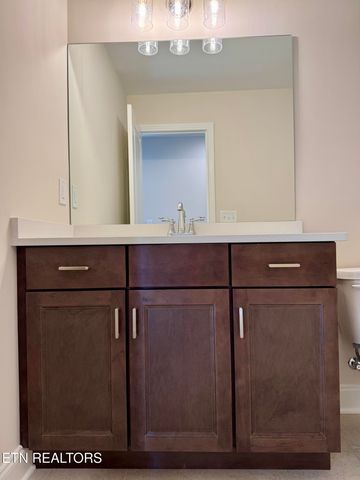 2135 Lantern Park Lane, Knoxville, TN 37932