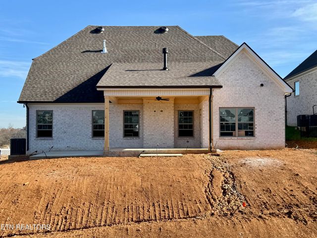 2135 Lantern Park Lane, Knoxville, TN 37932