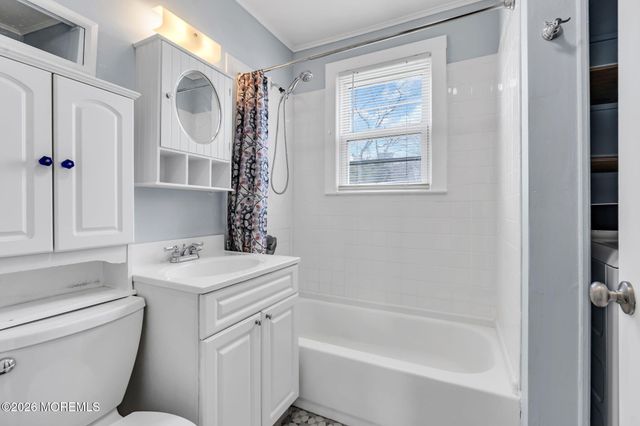 77 Barker Avenue, Shrewsbury Twp, NJ 07724