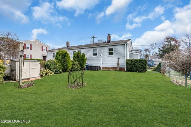 77 Barker Avenue, Shrewsbury Twp, NJ 07724