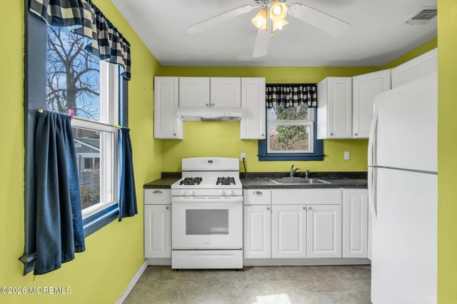 77 Barker Avenue, Shrewsbury Twp, NJ 07724