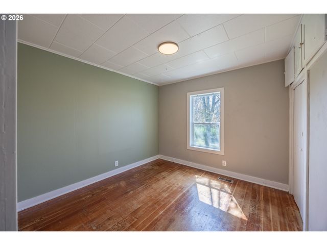 1755 Ne KLAMATH Ave, Roseburg, OR 97470