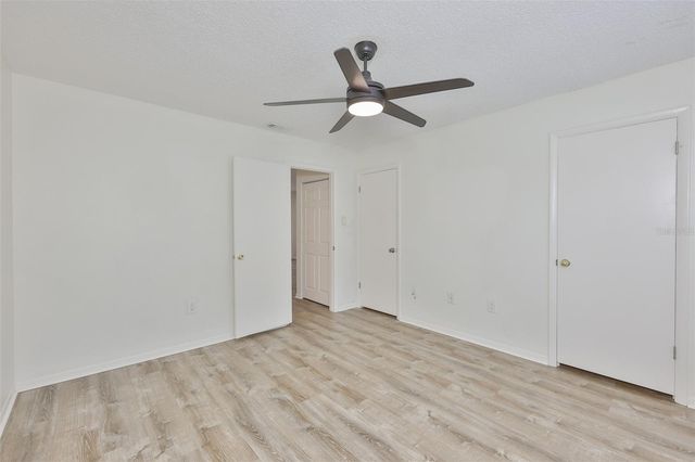 284 115TH AVENUE N 3, St Petersburg, FL 33716