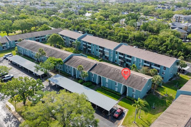 284 115TH AVENUE N 3, St Petersburg, FL 33716