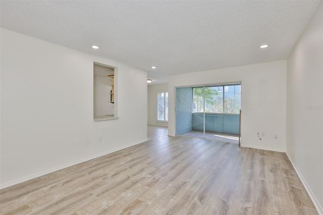 284 115TH AVENUE N 3, St Petersburg, FL 33716