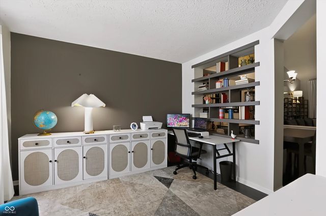 7329 Summer Lea Court, Indianapolis, IN 46217