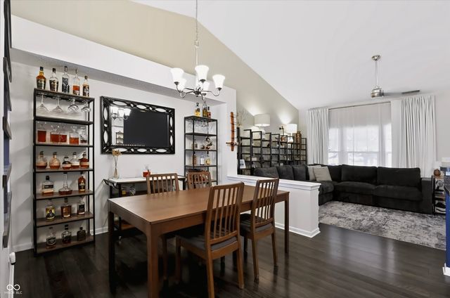 7329 Summer Lea Court, Indianapolis, IN 46217