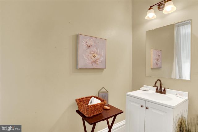 1409 BERRYHILL ST, Harrisburg, PA 17104