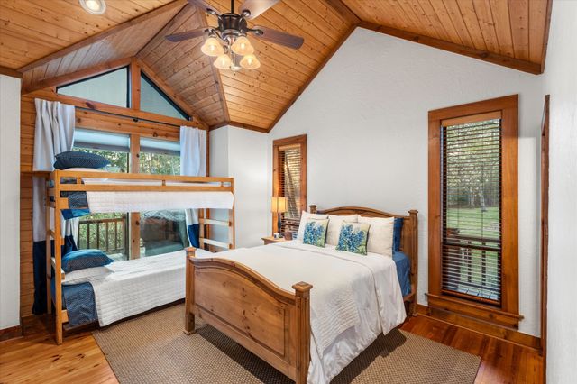 185 King Club Boulevard, Scroggins, TX 75480