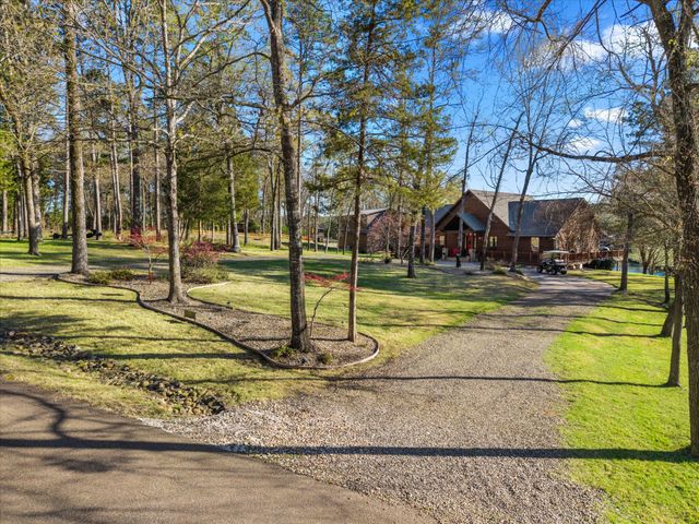 185 King Club Boulevard, Scroggins, TX 75480