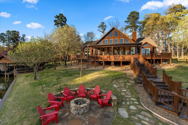 185 King Club Boulevard, Scroggins, TX 75480