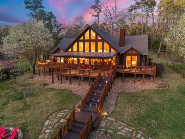 185 King Club Boulevard, Scroggins, TX 75480