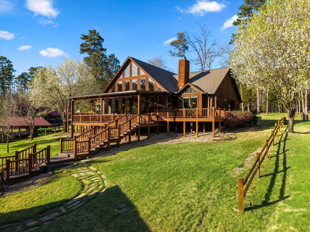 185 King Club Boulevard, Scroggins, TX 75480