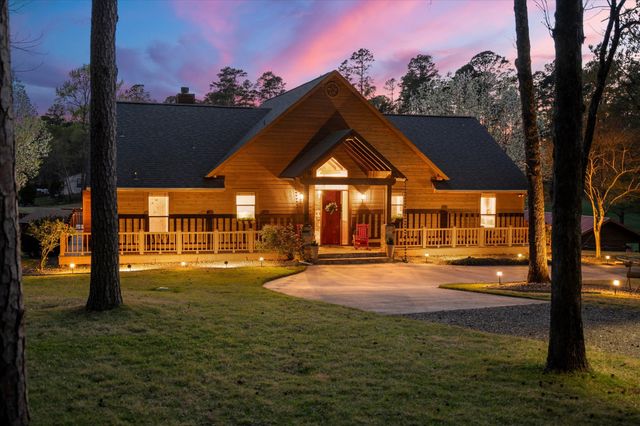 185 King Club Boulevard, Scroggins, TX 75480