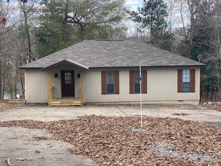 515 Englewood Dr, Abbeville, AL 36310