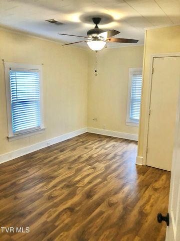 1009 Liberty Circle, Jonesborough, TN 37659