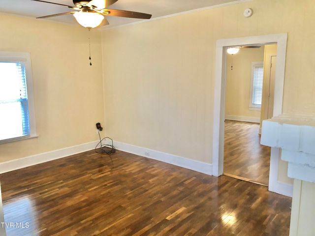 1009 Liberty Circle, Jonesborough, TN 37659