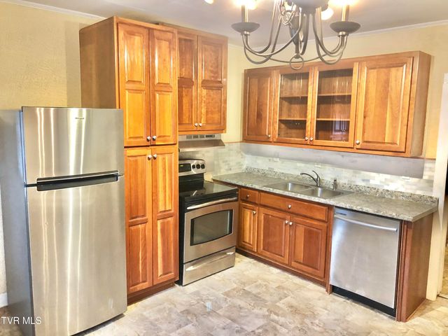 1009 Liberty Circle, Jonesborough, TN 37659